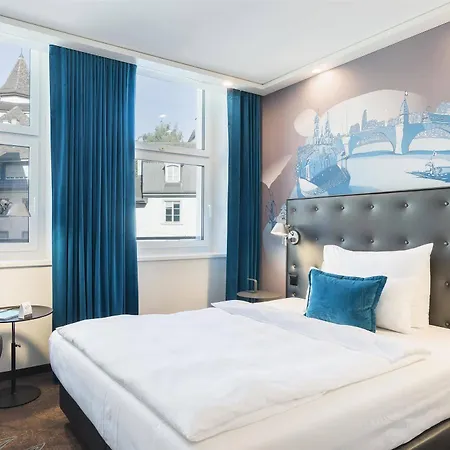 One Hotel 3*
